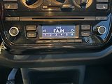 Volkswagen up! (2012) 1.0 MPi, AC, výhřev sed - náhled 13