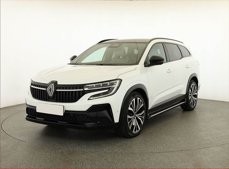 Renault Espace (2023) E-Tech FHEV 200 - fotka 2 z 24