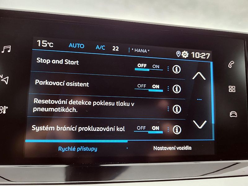 Peugeot 2008 ALLURE 1.2 PureTech 130k EAT8 - fotka 16 z 45