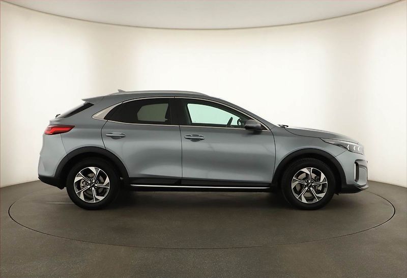 Kia XCeed (2024) 1.5 T-GDI - fotka 6 z 13