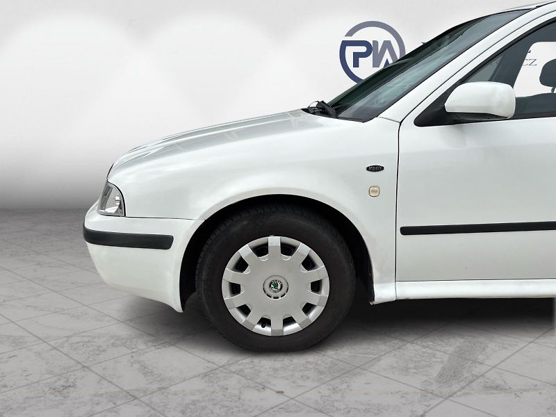Škoda Octavia A 1,9 TDI 66 kW AMBIENTE - fotka 10 z 30