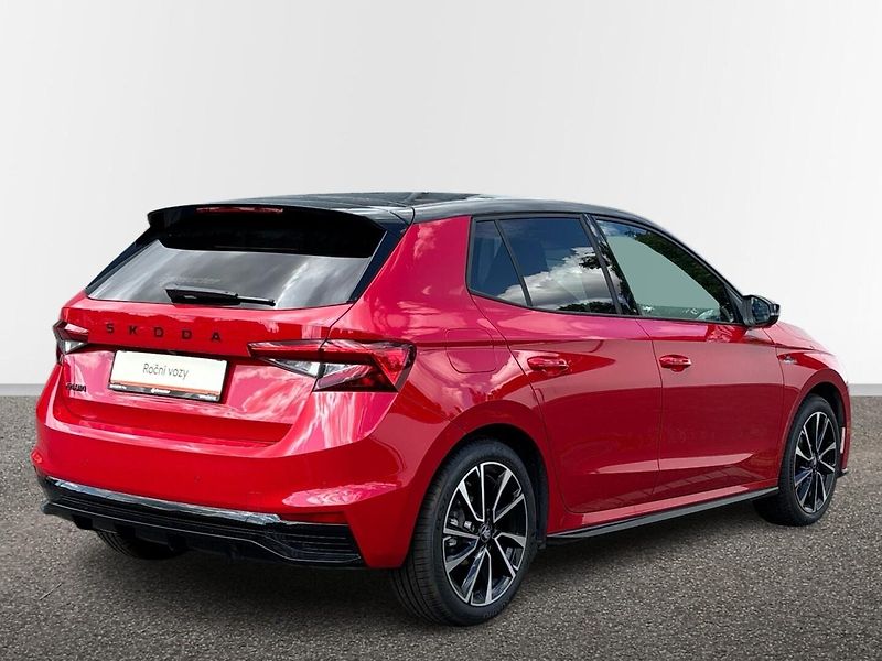 Škoda Fabia Monte Carlo - fotka 2 z 27