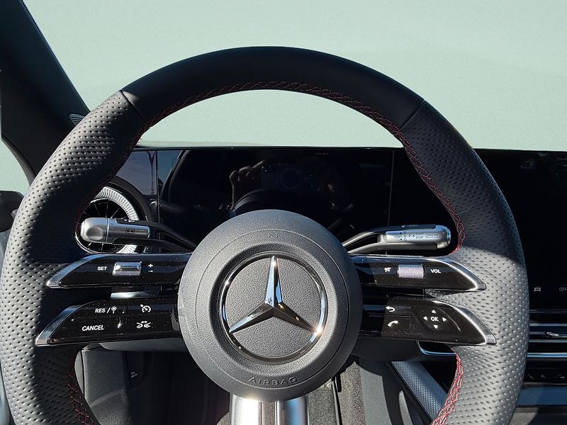 Mercedes-Benz CLA (2026) 200 4M - fotka 9 z 14