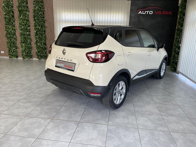Renault Captur 0.9 TCe ČR 1.MAJ  REZERVACE  - fotka 12 z 30