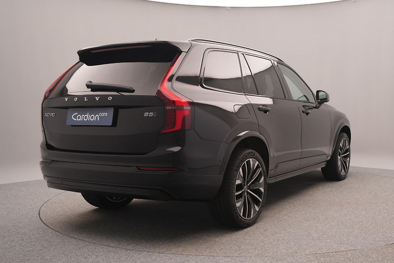 Volvo XC90 (2026) B5 AWD AUT DARK PLUS 7míst - fotka 13 z 26