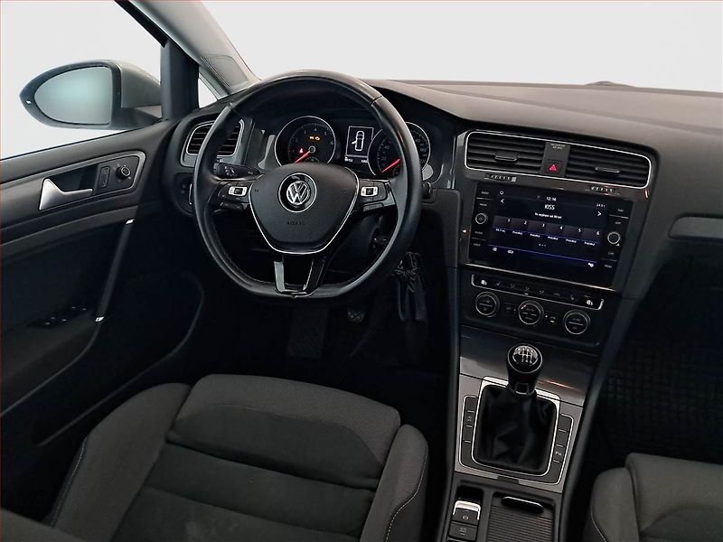 Volkswagen Golf (2018) Comfortline 1.5 TSI - fotka 7 z 17