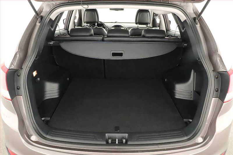 Hyundai ix35 (2012) 1.7 CRDi, nová STK, Tažné - fotka 10 z 14