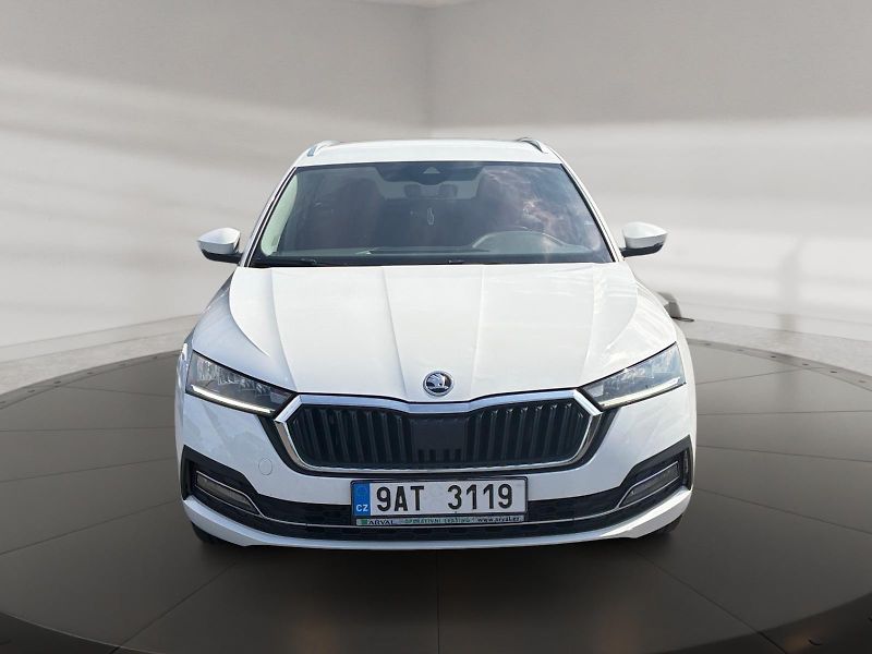 Škoda Octavia (2023) STYLE 1.5e-TEC 110kW DSG CZ - fotka 2 z 11
