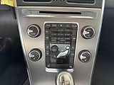 Volvo XC60 2,0   SERVISNÍ KNÍŽKA - náhled 17