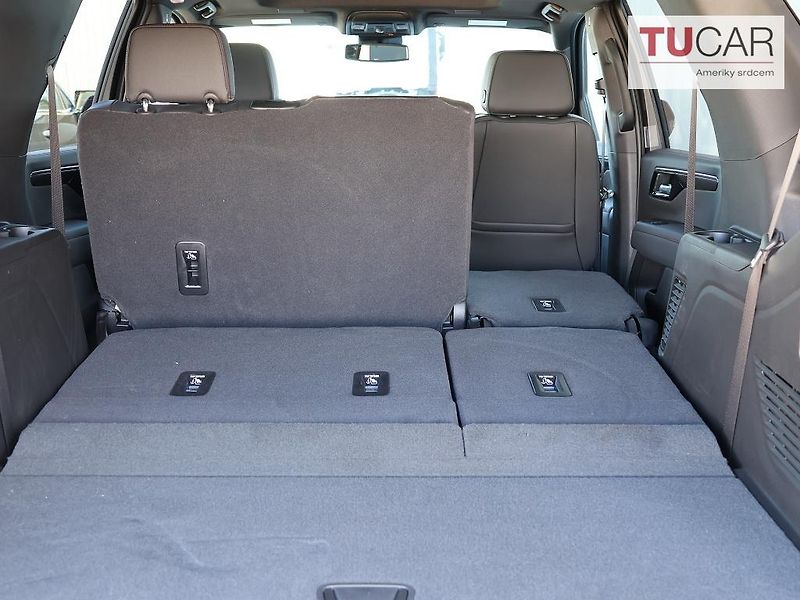 Chevrolet Tahoe (2026) RST 6.2 V8  - fotka 40 z 47