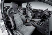 Koncept Volkswagen Golf R400.