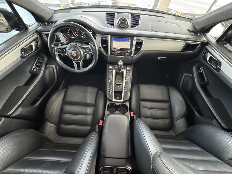 Porsche Macan (2015) 3,6 V6 Turbo CHRONO BOSE - fotka 9 z 35