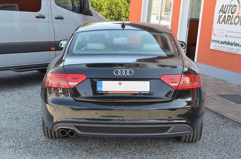 Audi A5 (2009) Coupe 2.0 TFSi 132kW S-LINE  - fotka 5 z 40