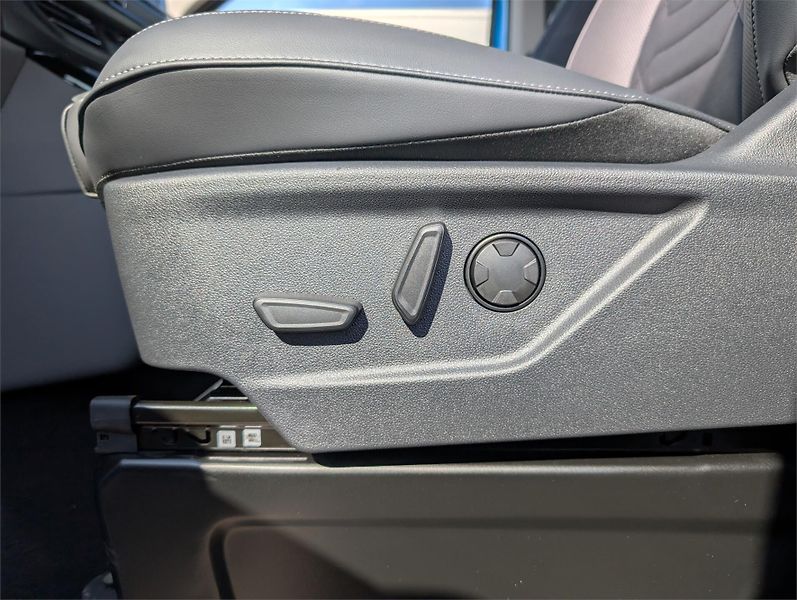 Ford Tourneo Custom (2026) Titanium X L2, Tourneo, 2.0 Ec - fotka 15 z 22
