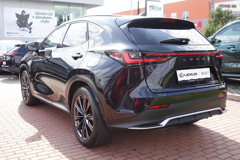 Lexus NX 350h 2,5HSD 140kW F-Sport 4x4 - fotka 7 z 37