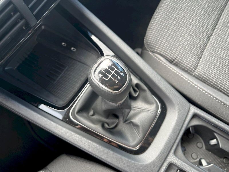 Škoda Octavia (2025) OCT.COMBI SELECTION 2,0 TDI 85 - fotka 9 z 30