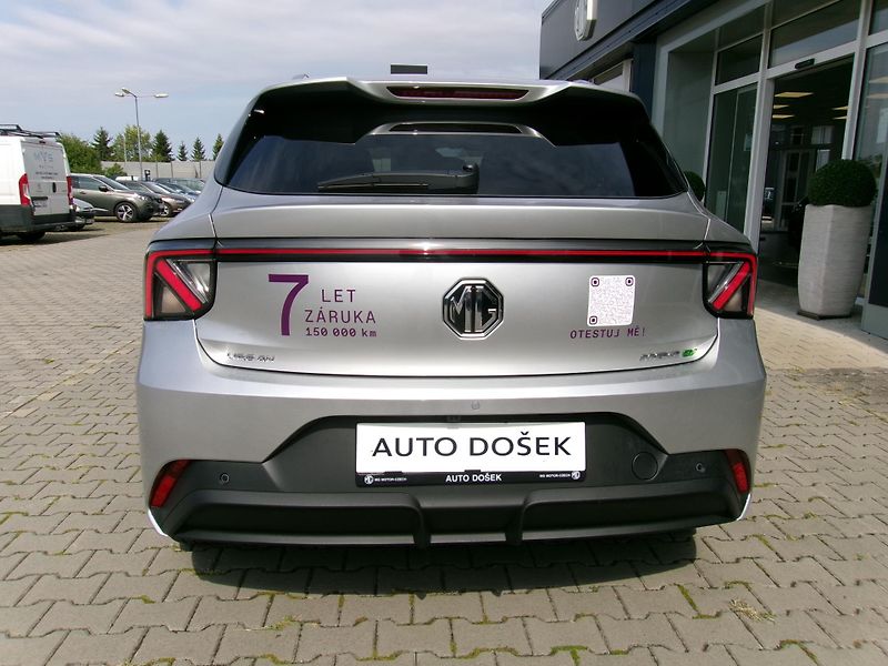 MG MG4 URBAN EV Preimum 54kWh - fotka 11 z 17
