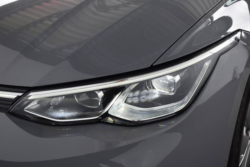 Volkswagen Golf Variant (2024) STYLE 1.5TSI, Manuál,LED - fotka 23 z 24