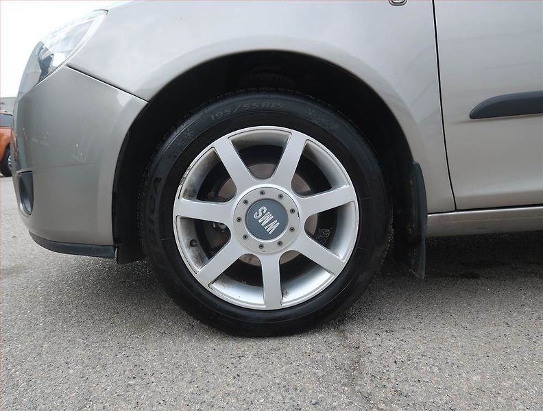 Škoda Fabia (2008) Ambition 1.2 12V, Serv.kniha - fotka 14 z 15