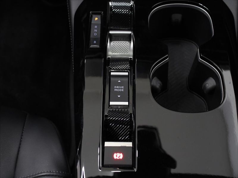 Citroën C5 X 1,6 PHEV 225 Shine PACK Pano. - fotka 16 z 27