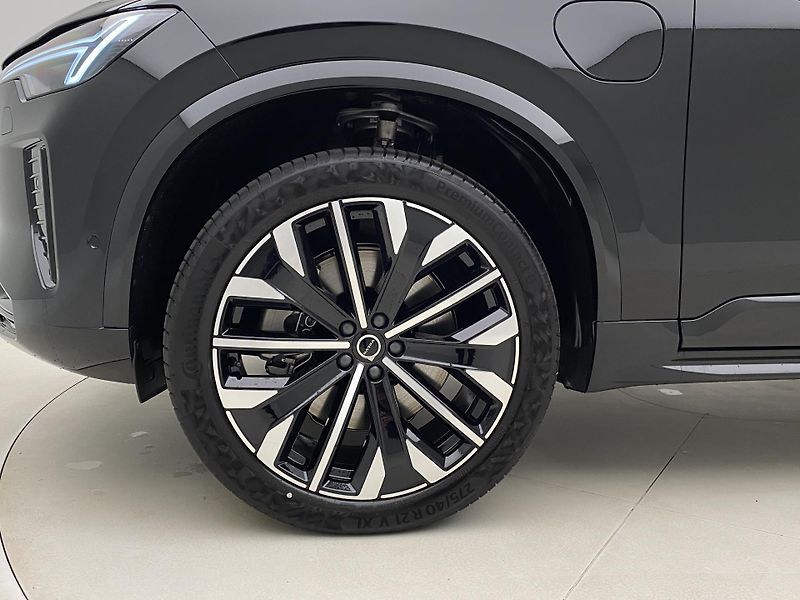 Volvo XC90 (2026) T8 AWD Plug-in DARK PLUS 7m - fotka 18 z 72
