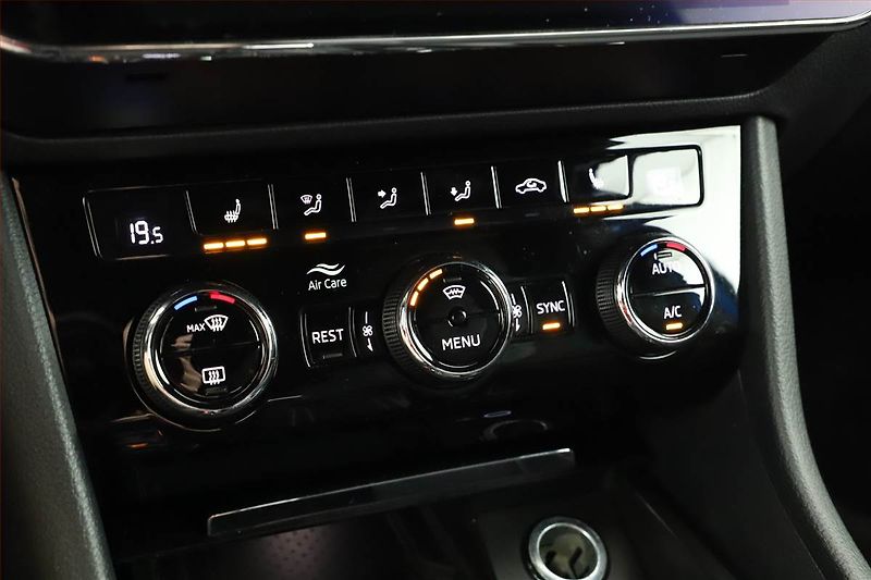 Škoda Superb (2020) Sportline iV 1.4 TSI PHEV - fotka 24 z 31