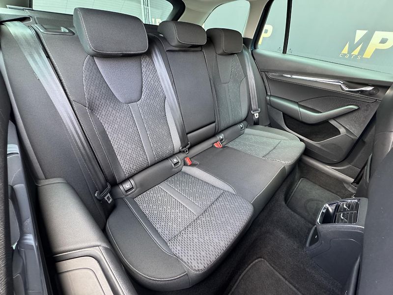 Škoda Octavia (2021) IV 1.5TSi MAN, Style Kessy DPH - fotka 18 z 44