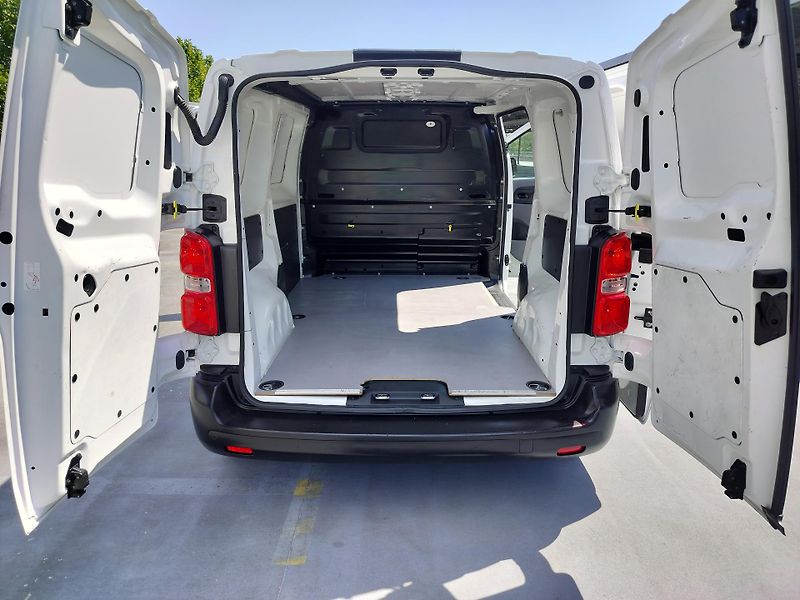 Toyota ProAce Electric L1 - fotka 25 z 28