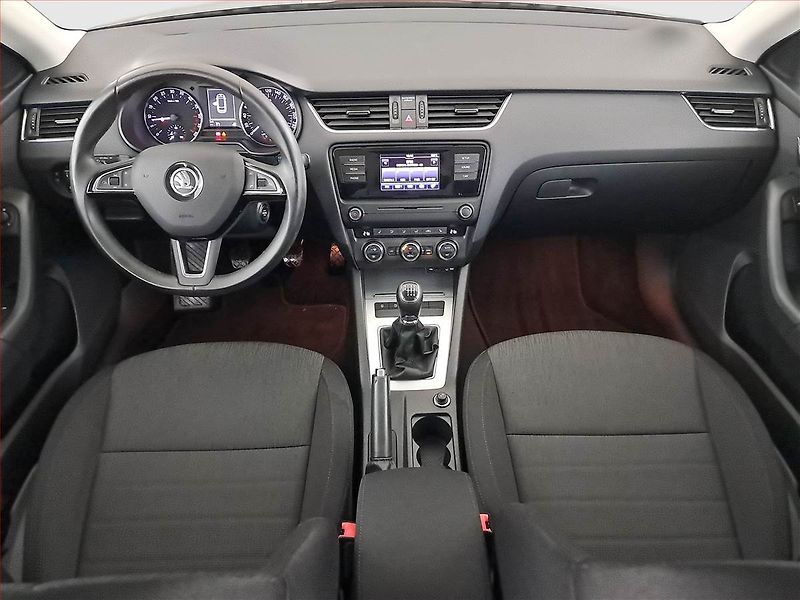 Škoda Octavia (2016) Style 2.0 TDI, Bi-Xenony - fotka 8 z 16
