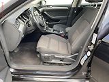 Volkswagen Passat (2015) 2.0TDi, ČR, AC, kamera - náhled 9