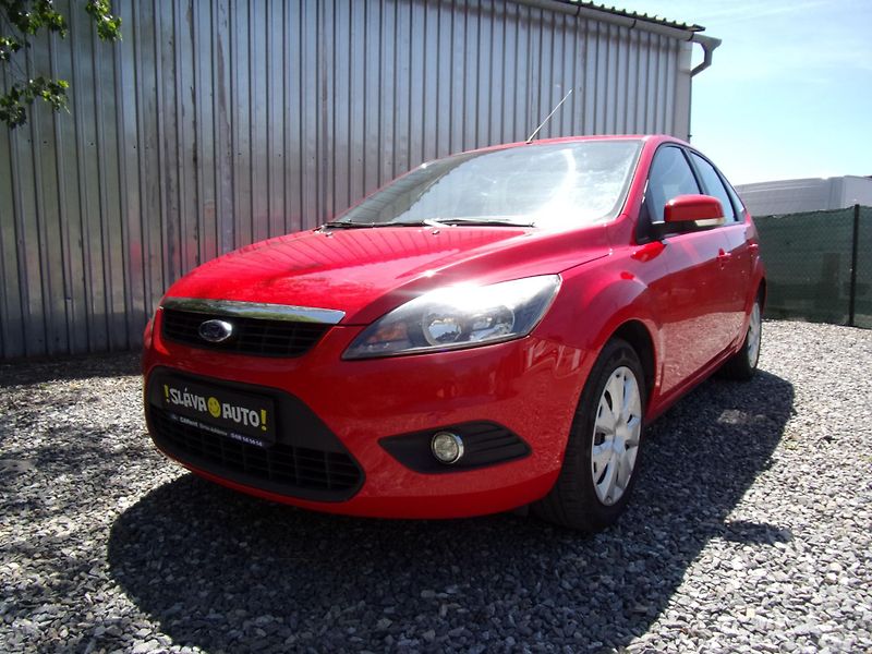 Ford Focus (2009) 1.6i74kW ATTRACTIVE PO SERVISU - fotografie inzerátu