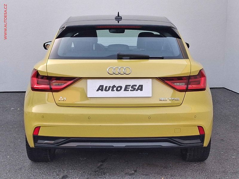 Audi A1 (2020) 1.0 TFSi, AT, LED - fotka 5 z 18