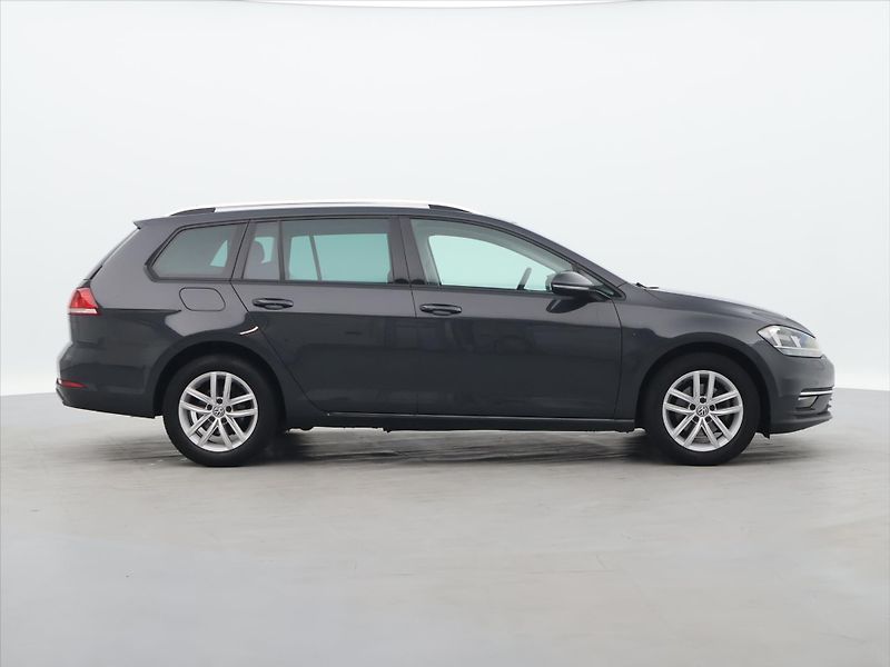 Volkswagen Golf 1.6 TDI Maraton Edition Serv.K - fotka 8 z 27