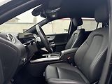 Mercedes-Benz GLA 200d 4MATIC - náhled 14
