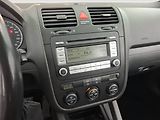 Volkswagen Golf (2007) 1.9 TDI, po STK, Tažné - náhled 12