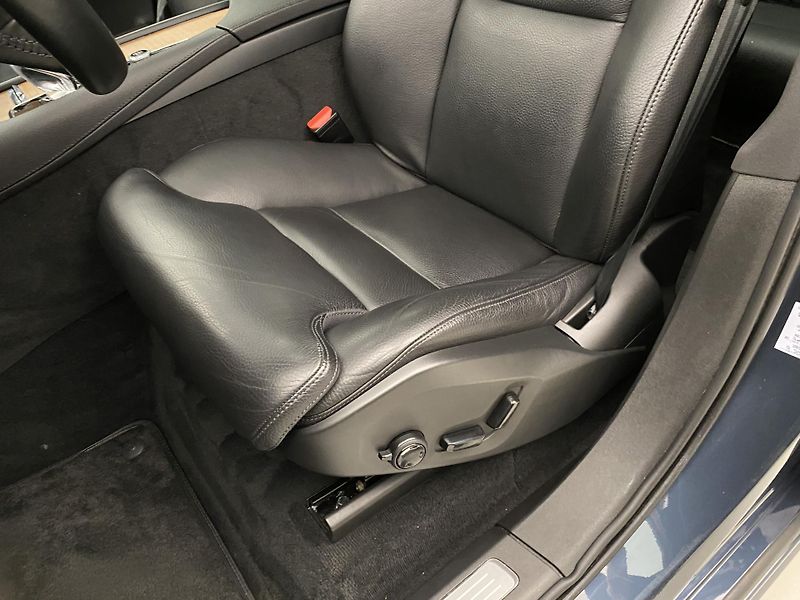 Volvo XC90 B5 AWD INSCRIPTION REZERVACE - fotka 24 z 46