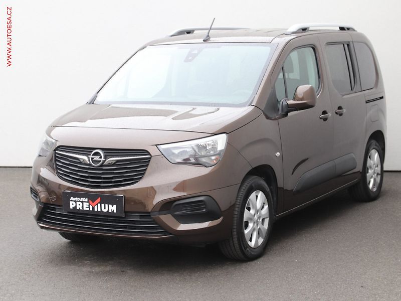 Opel Combo (2019) 1.2T, 2.maj,ČR, AC, tempo - fotka 3 z 3