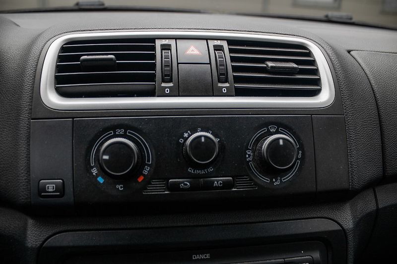 Škoda Fabia - fotka 15 z 18