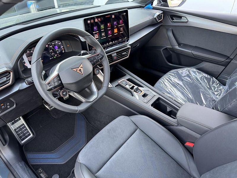 Cupra Leon 2.0TSI 221kW DSG - fotka 4 z 13