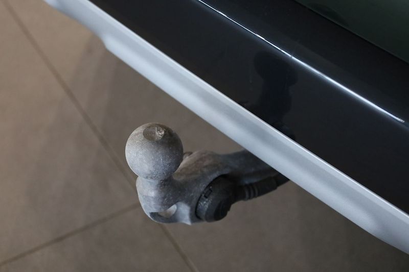 BMW X1 20d sDrive,X-Line,Harman,Tažné - fotka 8 z 33
