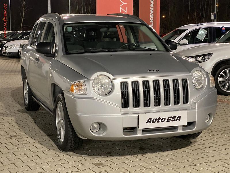 Jeep Compass (2007) 2.0CRDi 4x4, 1.maj, AC - fotografie inzerátu