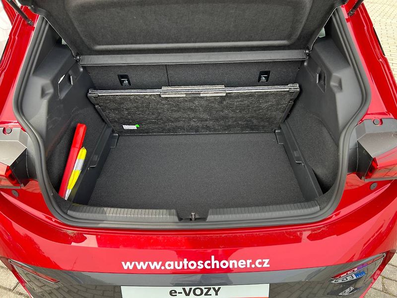Cupra Born (2023) 58kWh / 204k - fotka 21 z 25