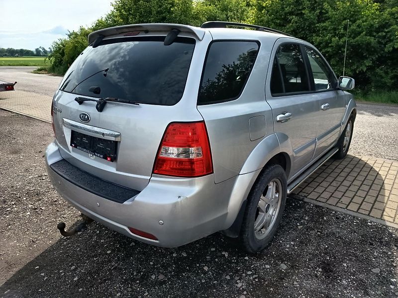 Kia Sorento (2007) 2.5 VGT tažné na 3t. - fotka 16 z 46