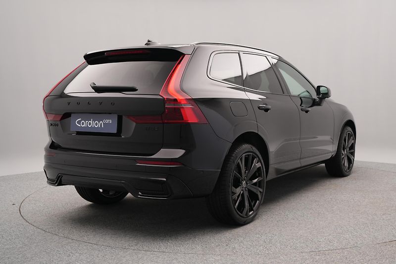 Volvo XC60 (2026) B5 AWD AUT ULTRA BLACK EDITION - fotka 12 z 24