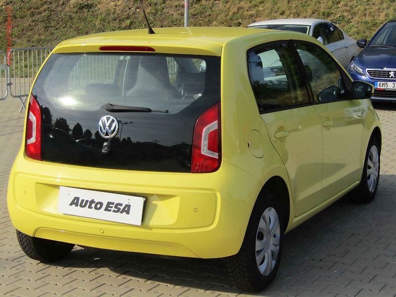 Volkswagen up! (2015) 1.0i CNG, AC, výhřev sed - fotka 4 z 13