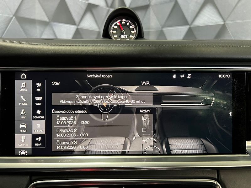 Porsche Panamera 4S DIESEL PDLS, WEBASTO - fotka 17 z 37
