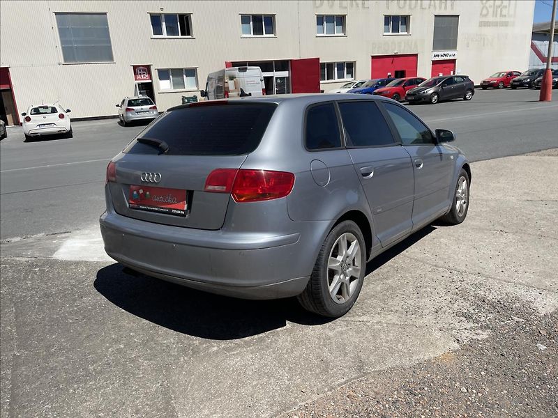 Audi A3 2,0 TDi 103kW*S-line*servis - fotka 5 z 47