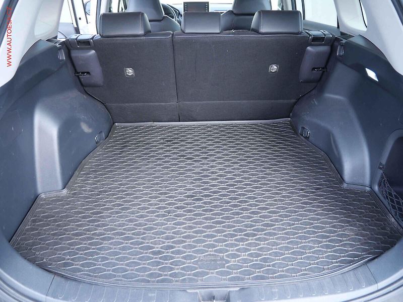Toyota RAV4 (2020) 2.5HYBRID 4x4, ČR, servis - fotka 7 z 25