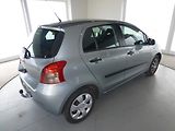 Toyota Yaris (2007) 1,3i-64KW**KLIMA*TAŽNÉ***5DV - náhled 4