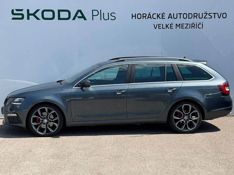 Škoda Octavia combi RS 2,0 TDI 135 kW 6° DSG - fotka 3 z 30